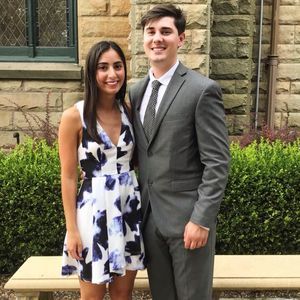 Meet your Posher, Danielle